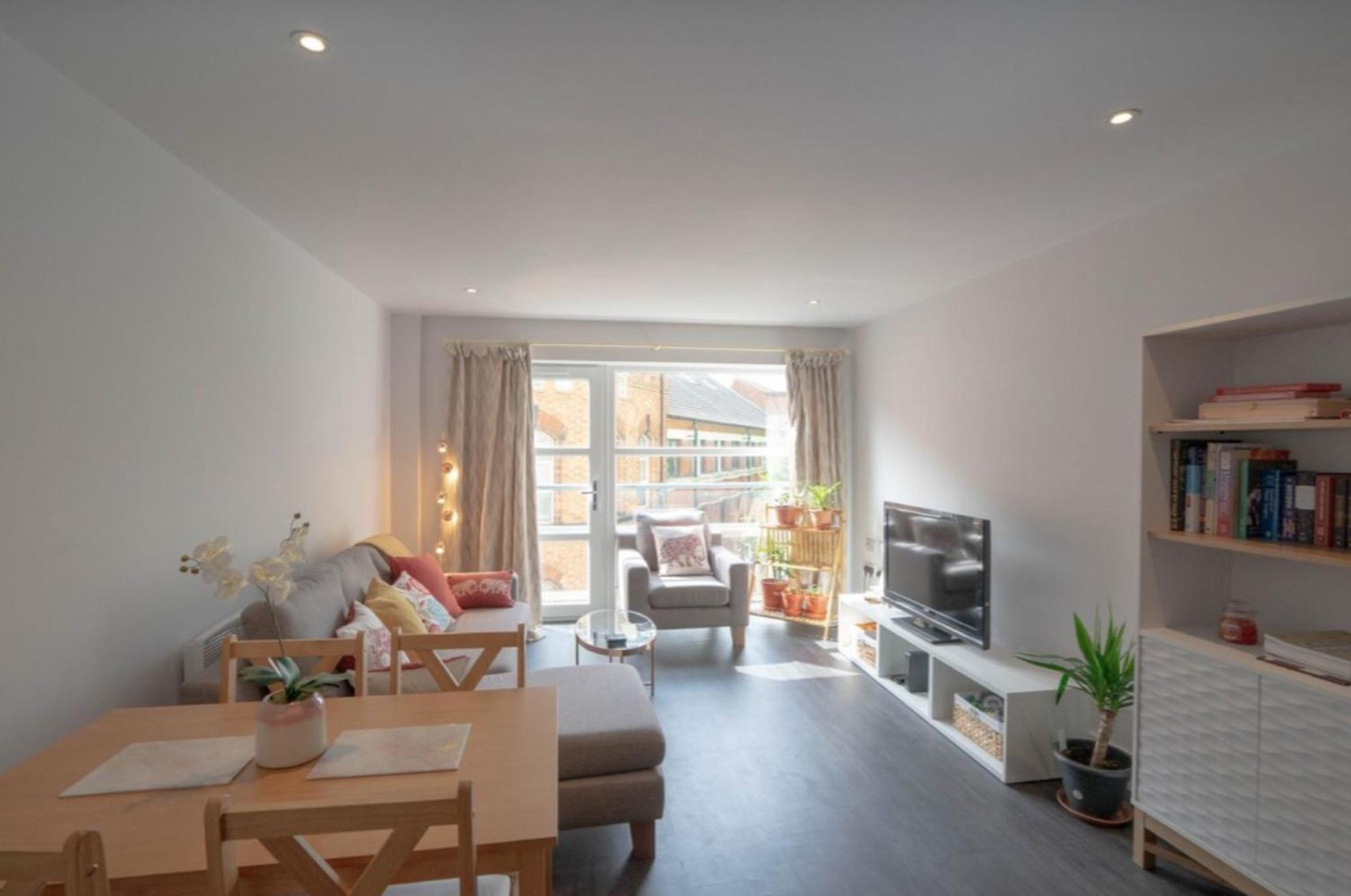 Gorgeous Spacious 2 Bed 2 Bath Apartment 莱切斯特 外观 照片