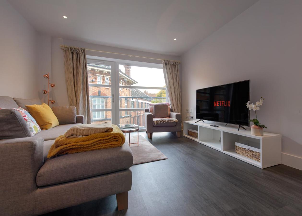 Gorgeous Spacious 2 Bed 2 Bath Apartment 莱切斯特 外观 照片