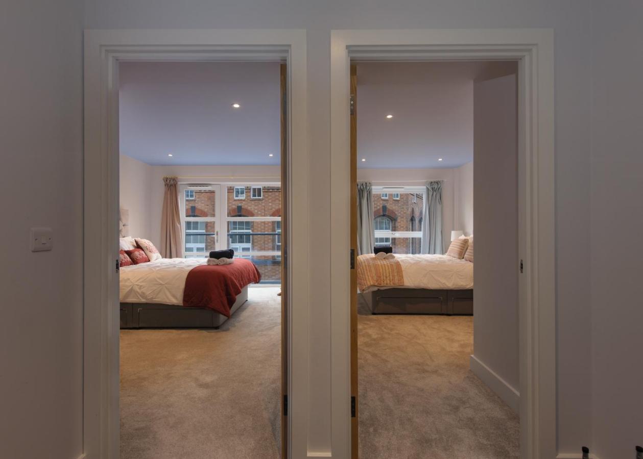 Gorgeous Spacious 2 Bed 2 Bath Apartment 莱切斯特 外观 照片