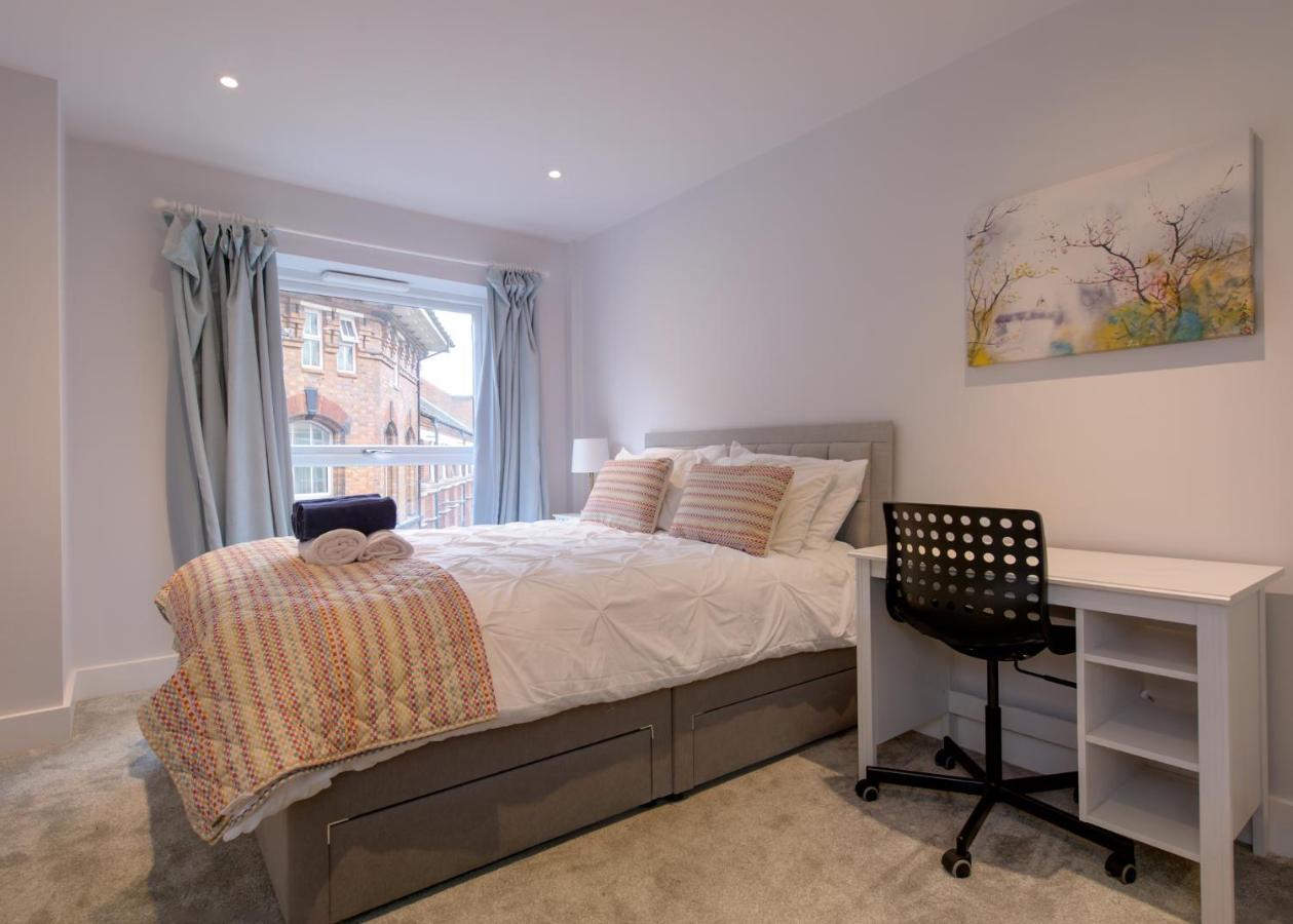 Gorgeous Spacious 2 Bed 2 Bath Apartment 莱切斯特 外观 照片